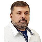 Врач Дерстуганов Виталий Алексеевич