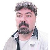 Врач Мельников Иван Николаевич